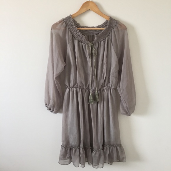 Billow Sleeve Dress - Picture 5 of 7